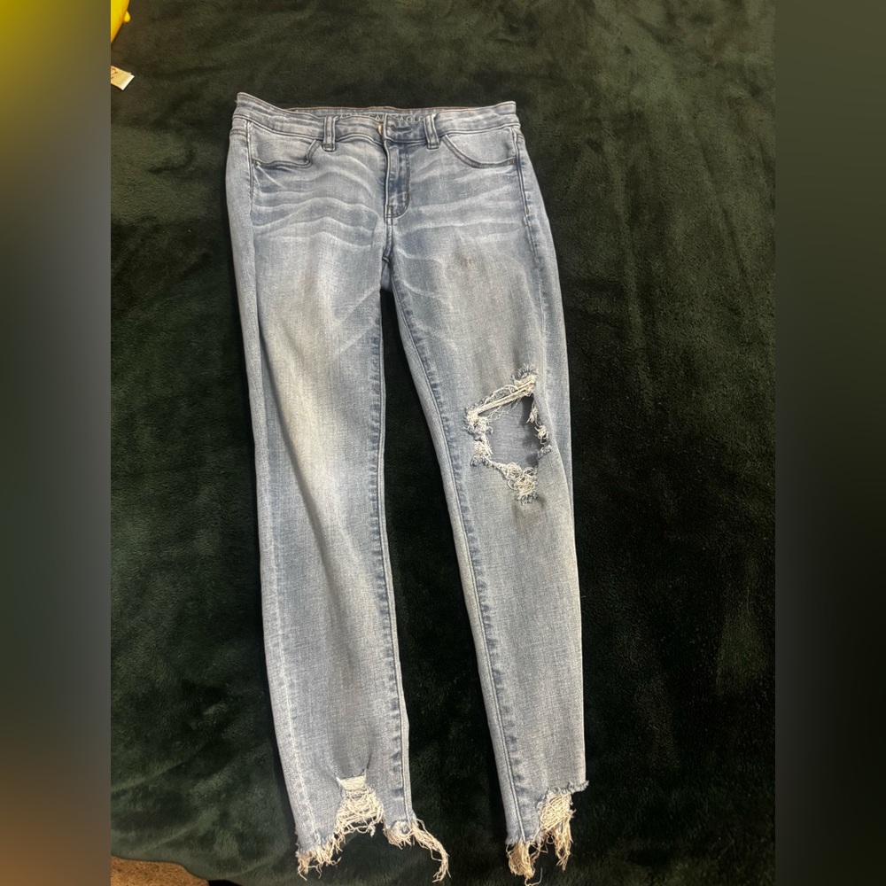 American eagles jeans size 6-XSHORT.